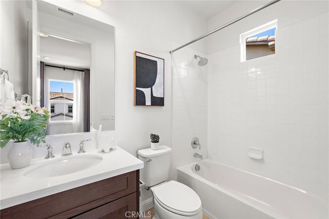 27 Heron, Lake Forest, CA 92630