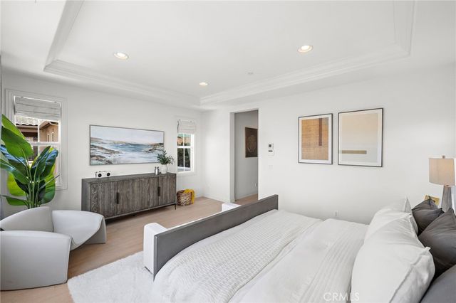 27 Heron, Lake Forest, CA 92630