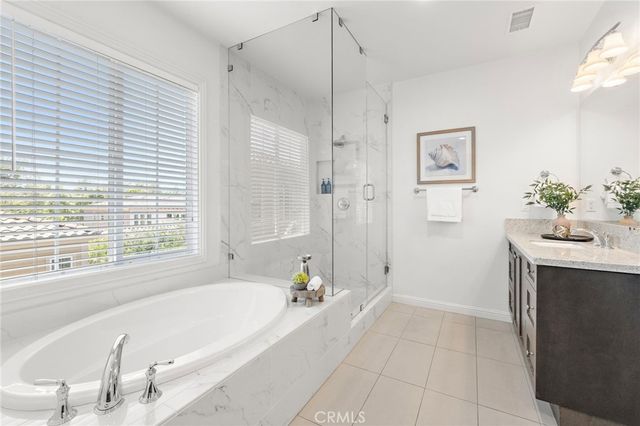 27 Heron, Lake Forest, CA 92630