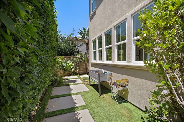 27 Heron, Lake Forest, CA 92630