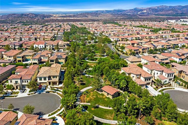 27 Heron, Lake Forest, CA 92630