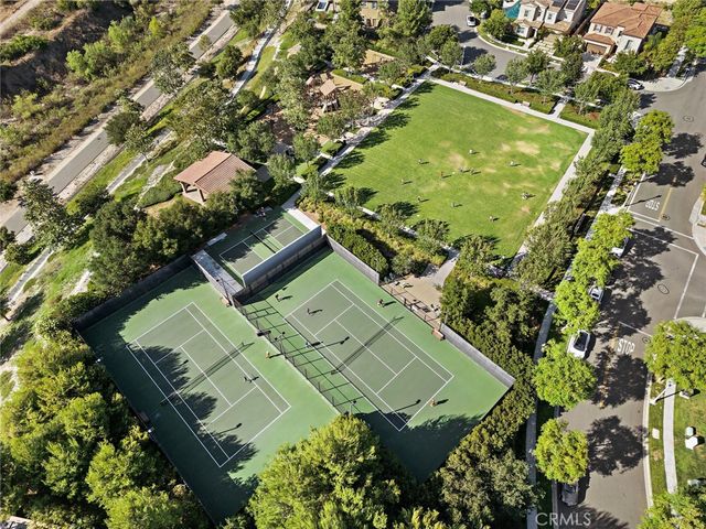 27 Heron, Lake Forest, CA 92630