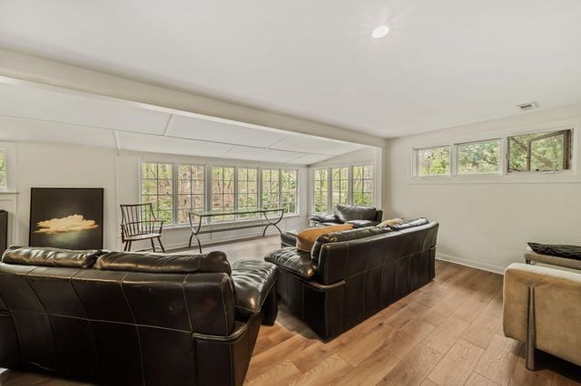 223 Shady Oak Drive, Michigan City, IN 46360