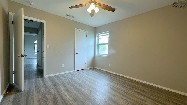 705 N WEST AVENUE, Holliday, TX 76366