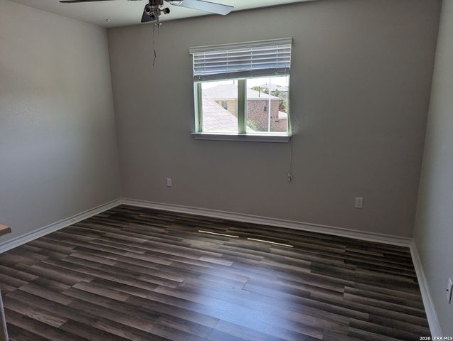 341 MARY MAX CIR, San Marcos, TX 78666