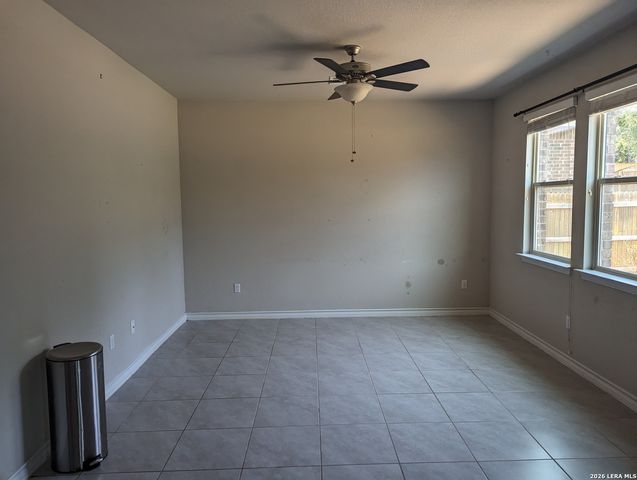 341 MARY MAX CIR, San Marcos, TX 78666
