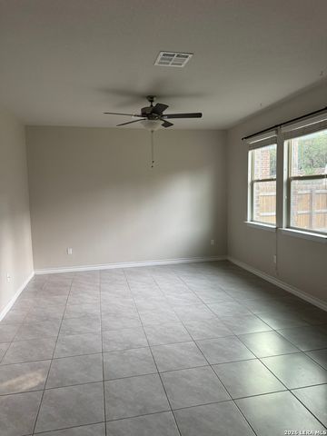 341 MARY MAX CIR, San Marcos, TX 78666
