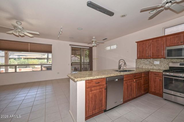 20419 N SHADOW MOUNTAIN Drive, Surprise, AZ 85374