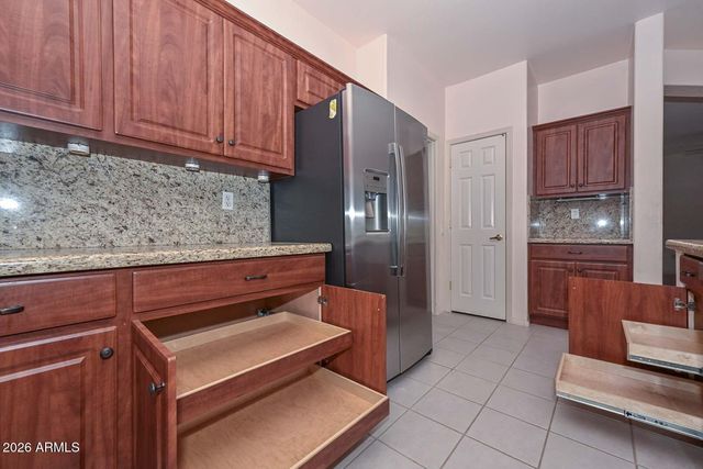 20419 N SHADOW MOUNTAIN Drive, Surprise, AZ 85374