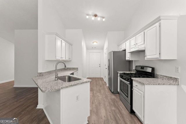 6000 Devonshire Drive, Flowery Branch, GA 30542
