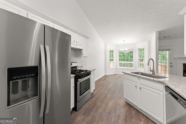 6000 Devonshire Drive, Flowery Branch, GA 30542
