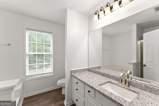 6000 Devonshire Drive, Flowery Branch, GA 30542