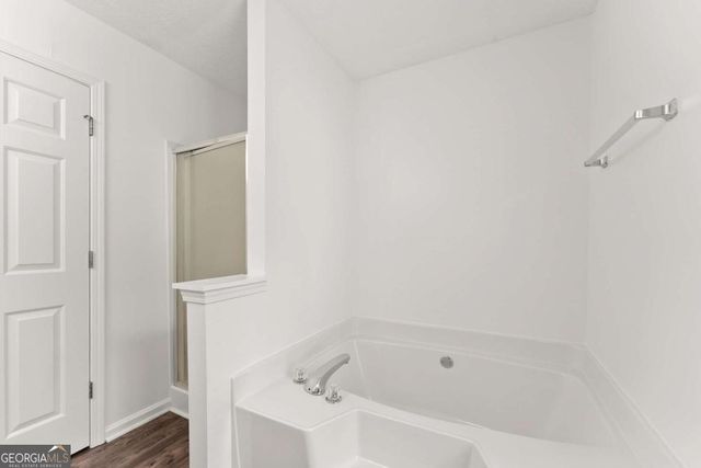 6000 Devonshire Drive, Flowery Branch, GA 30542