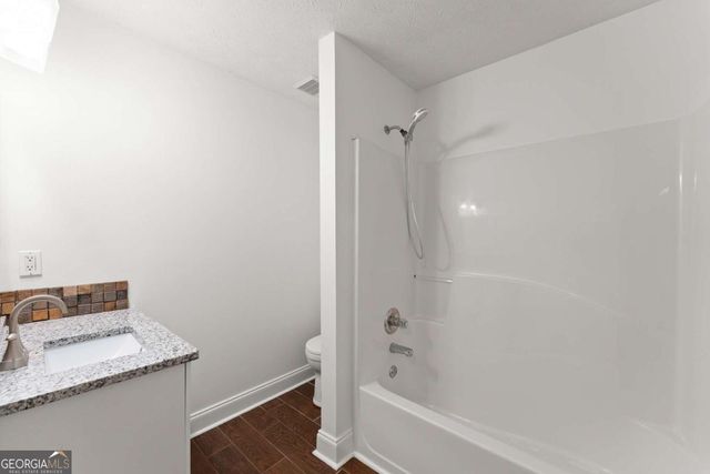 6000 Devonshire Drive, Flowery Branch, GA 30542