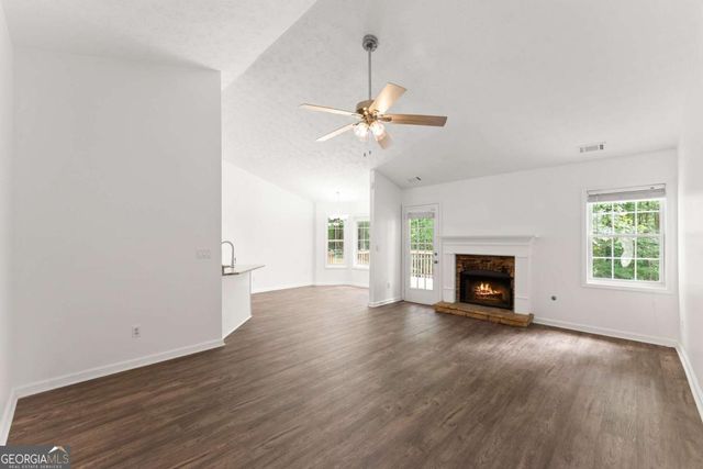 6000 Devonshire Drive, Flowery Branch, GA 30542