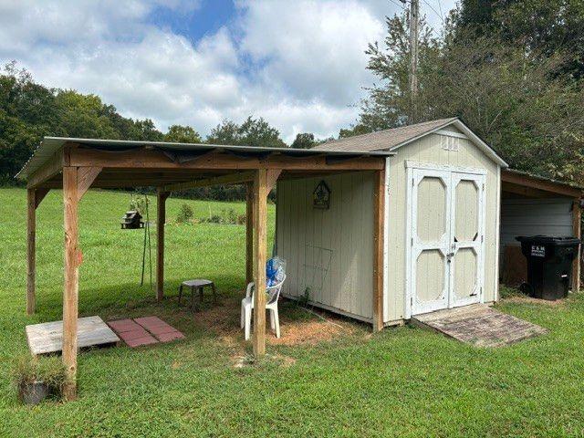 12429 Dolly Pond Rd, Birchwood, TN 37308