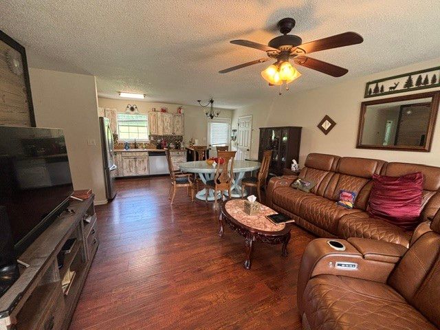12429 Dolly Pond Rd, Birchwood, TN 37308