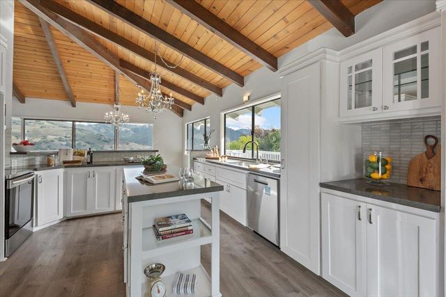 16280 Oak Canyon Drive, Morgan Hill, CA 95037