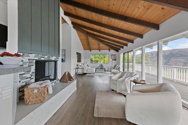 16280 Oak Canyon Drive, Morgan Hill, CA 95037