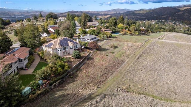 16280 Oak Canyon Drive, Morgan Hill, CA 95037