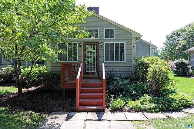 632 Locksmith 632, Windsor, CT 06095