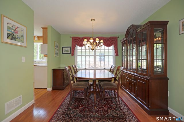 632 Locksmith 632, Windsor, CT 06095