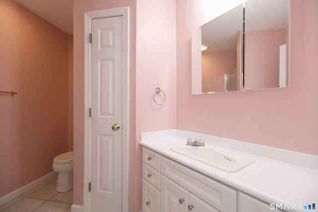632 Locksmith 632, Windsor, CT 06095