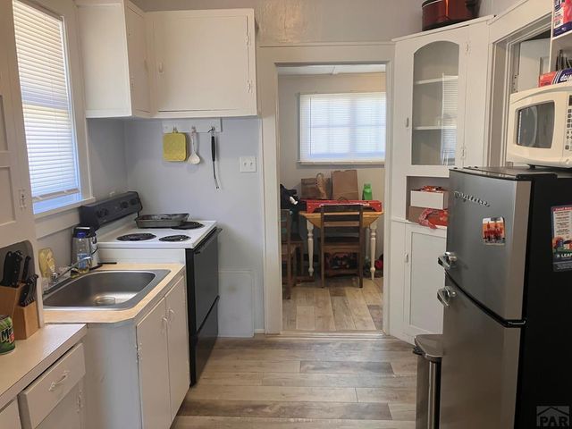 109-111 W 6th St, La Junta, CO 81050