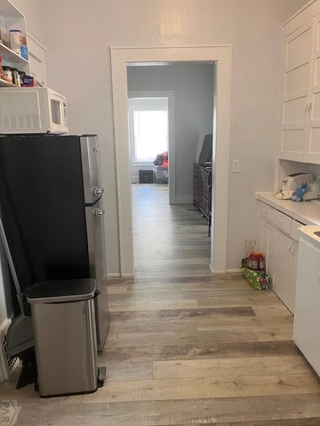 109-111 W 6th St, La Junta, CO 81050