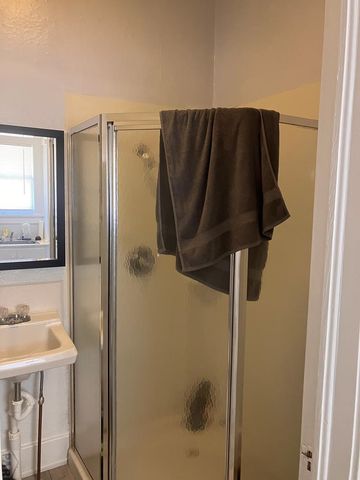 109-111 W 6th St, La Junta, CO 81050