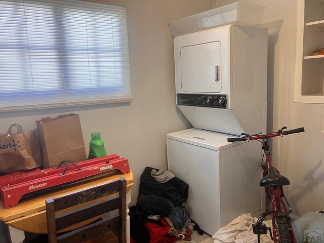 109-111 W 6th St, La Junta, CO 81050