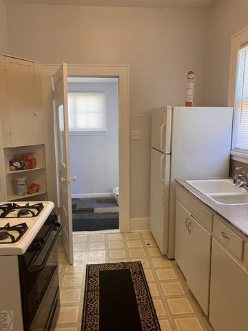 109-111 W 6th St, La Junta, CO 81050