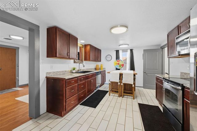 1126 McArthur Avenue, Colorado Springs, CO 80909