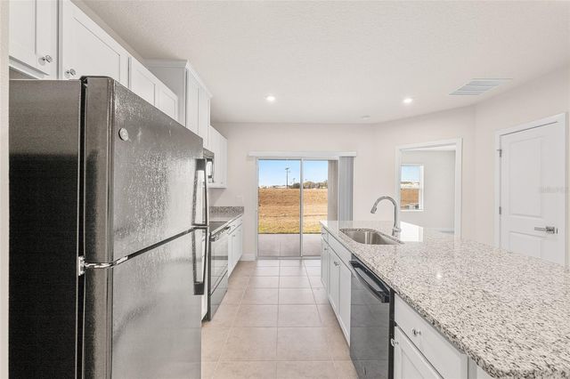 1197 PORT BLUE WAY, Lady Lake, FL 32159