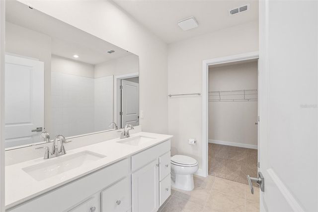 1197 PORT BLUE WAY, Lady Lake, FL 32159