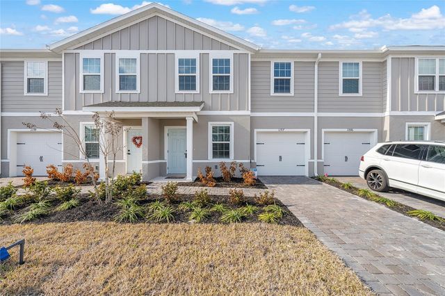 1197 PORT BLUE WAY, Lady Lake, FL 32159