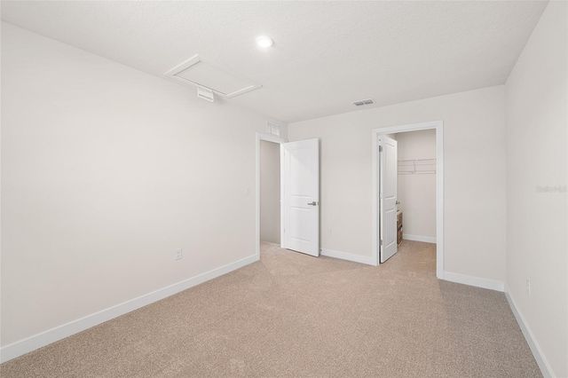 1197 PORT BLUE WAY, Lady Lake, FL 32159