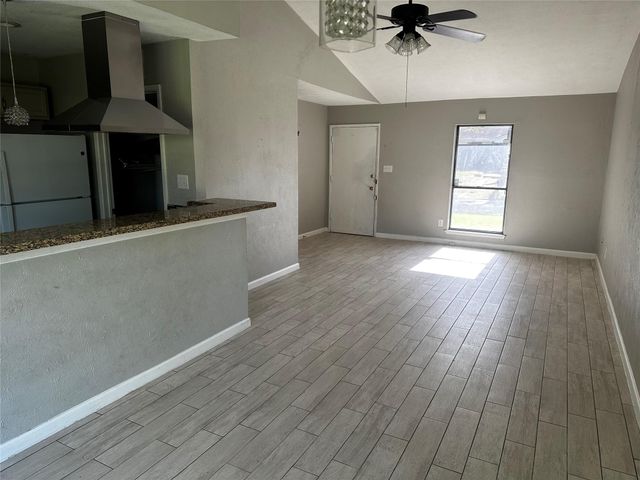 635 Jeff Davis, Richmond, TX 77469