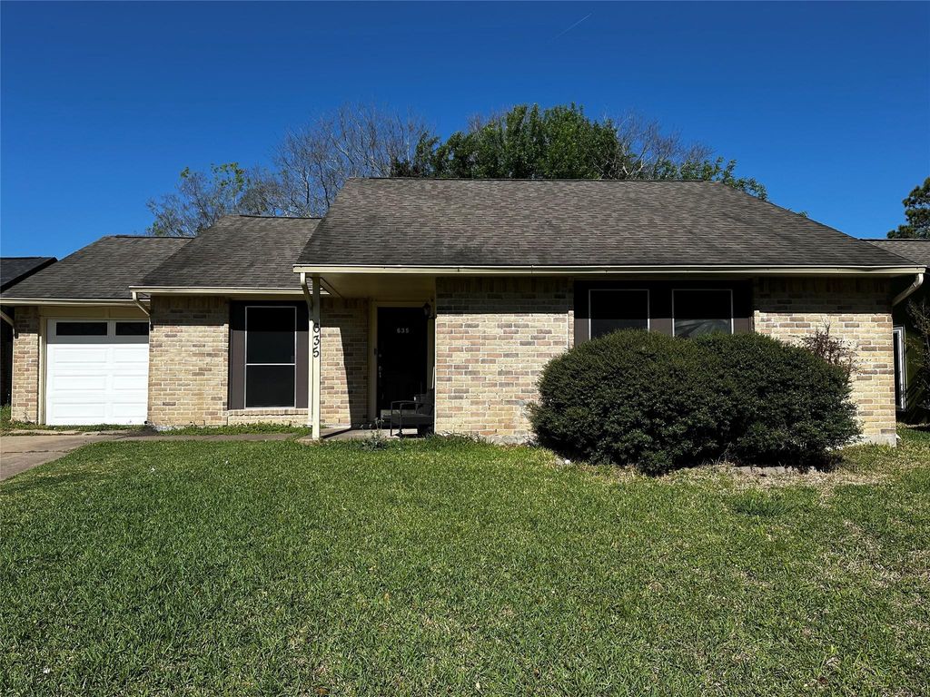 635 Jeff Davis, Richmond, TX 77469