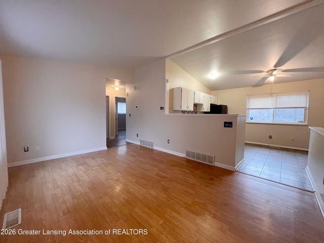 4113 Heathgate Drive, Lansing, MI 48911