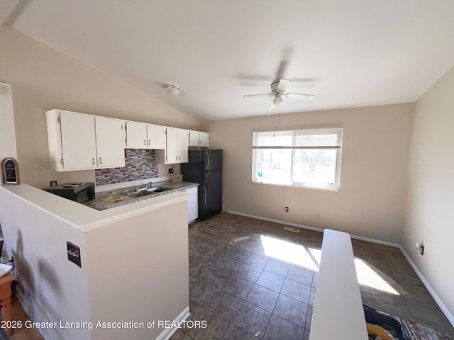 4113 Heathgate Drive, Lansing, MI 48911