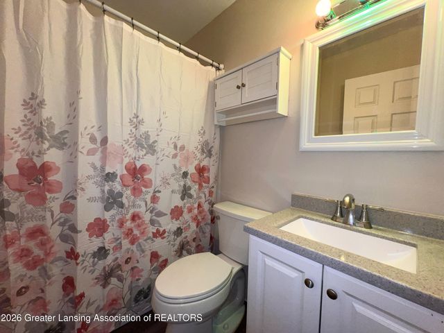 4113 Heathgate Drive, Lansing, MI 48911