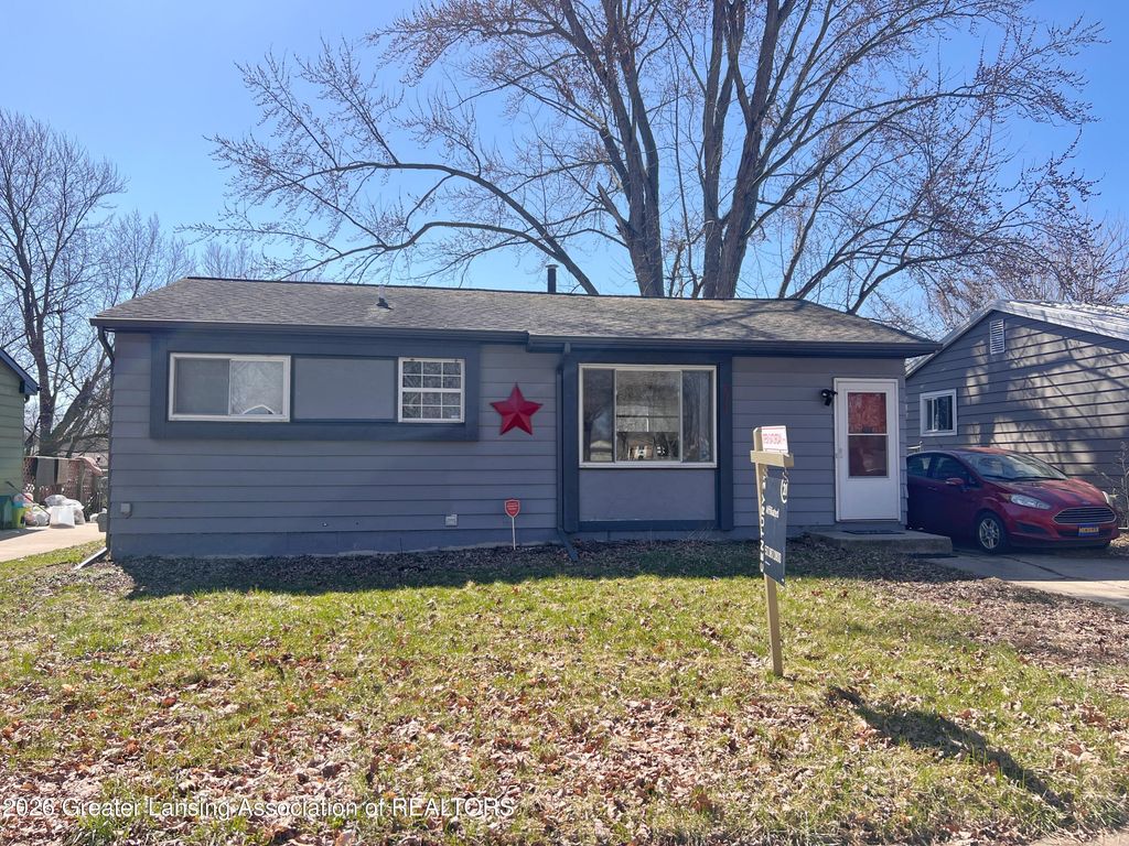 4113 Heathgate Drive, Lansing, MI 48911