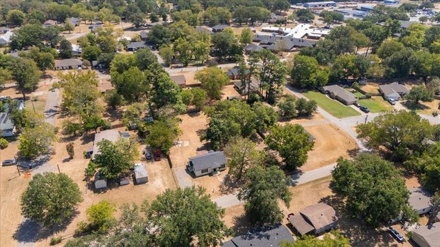 406 Marchman, Lindale, TX 75771