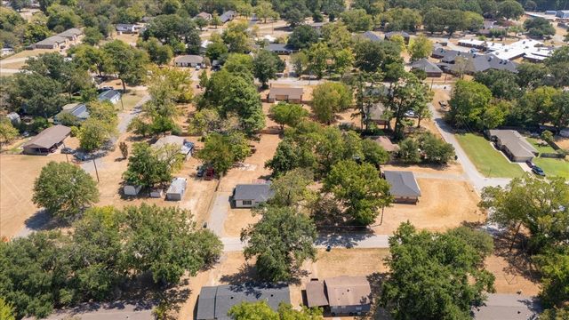 406 Marchman, Lindale, TX 75771