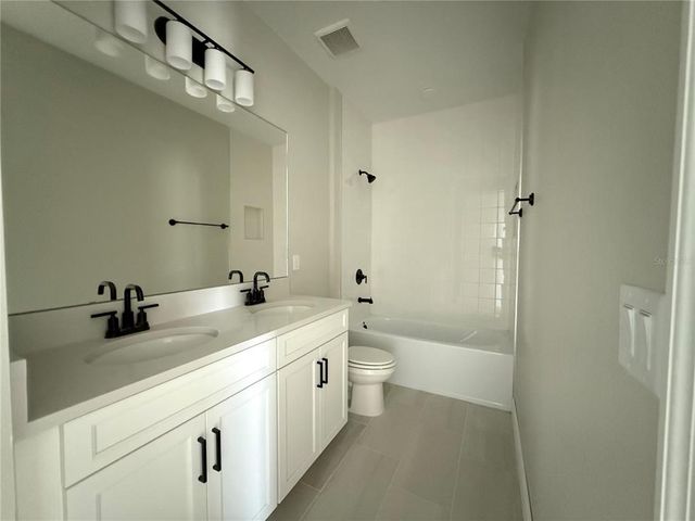 977 HAWKSNEST POINT, Oviedo, FL 32765