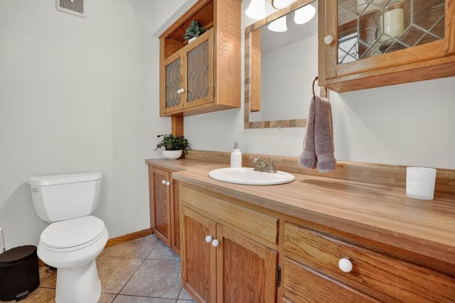 6205 Kimball Avenue, Waterloo, IA 50701