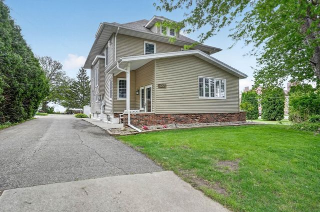 6205 Kimball Avenue, Waterloo, IA 50701