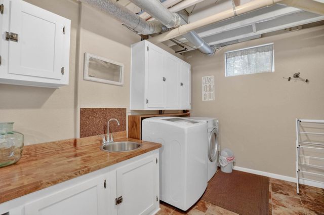 6205 Kimball Avenue, Waterloo, IA 50701