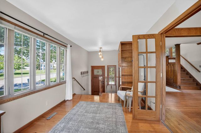 6205 Kimball Avenue, Waterloo, IA 50701